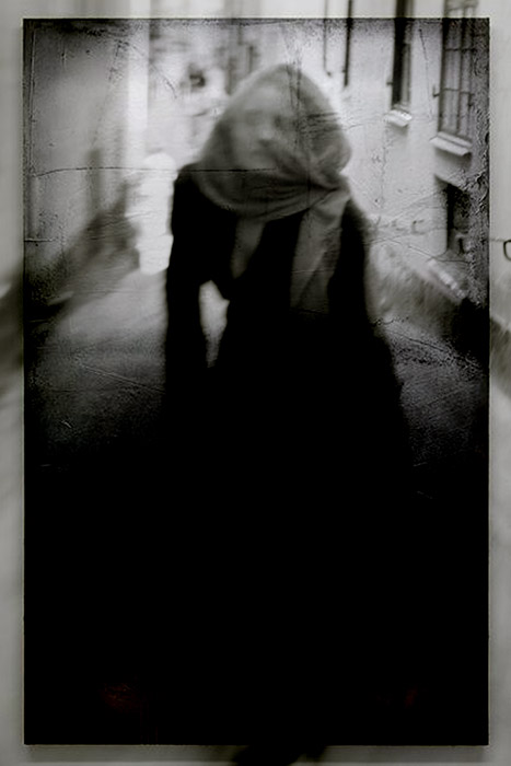 Photographer Alexandra Ekdahl Stockholm. Dress by Loni Model Maria horror photography art dark 1